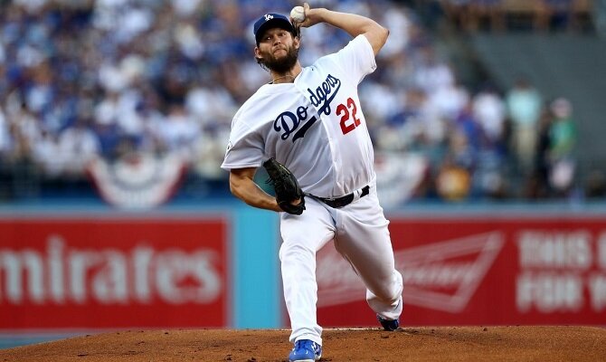 Clayton Kershaw busca ayudar a los Dodgers a superar a los Cardenales.
