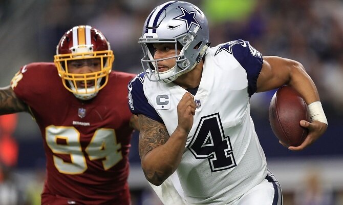 Dak Prescott y los Vaqueros de Dallas esperan mantener la racha positiva ante los Pieles Rojas de Washington.
