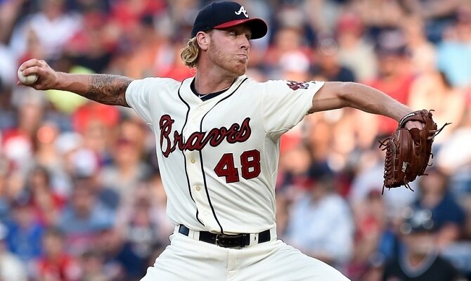 Mike Foltynewicz y los Bravos de Atlanta buscan dar la sorpresa ante los Dodgers de Los Angeles.