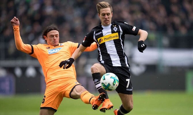 El Borussia Monchengladbach busca mantener el subliderato ante el Hertha Berlín.