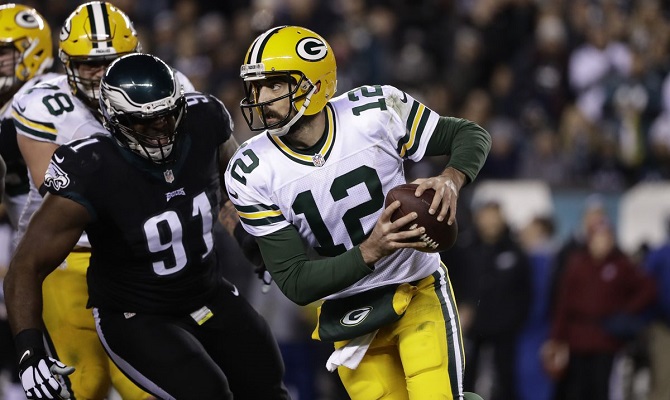 Aaron Rodgers y los Empacadores de Green Bay van por su cuarto triunfo, ante las Águilas de Filadelfia.