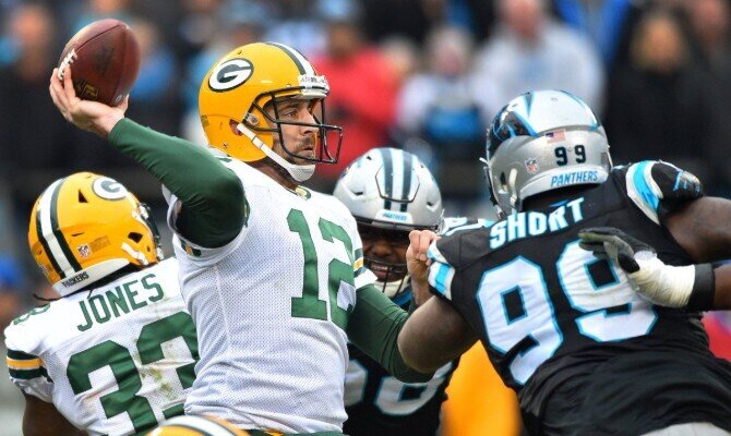 Los Empacadores de Green Bay reciben a las Panteras de Carolina