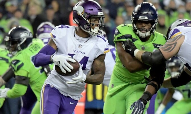 Vikingos de Minnesota vs Halcones Marinos de Seattle