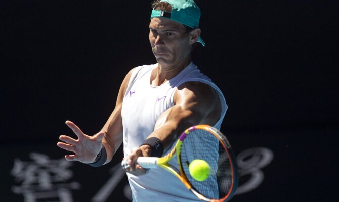 Rafael Nadal, en la imagen, es uno de los favoritos en las apuestas en el Open de Australia en 2022.