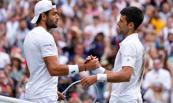 Novak Djokovic y Matteo Berrettini disputaron la ultima final de Wimbledon