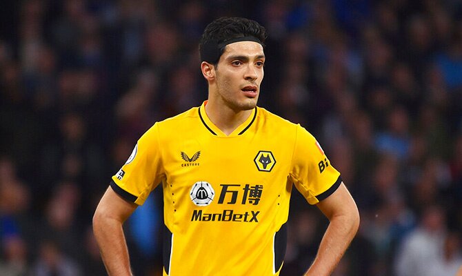 Raul Jimenez es una de las figuras de Wolverhampton en la Premier