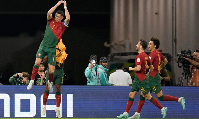 Cristiano Ronaldo celebra un gol de Portugal ante Ghana