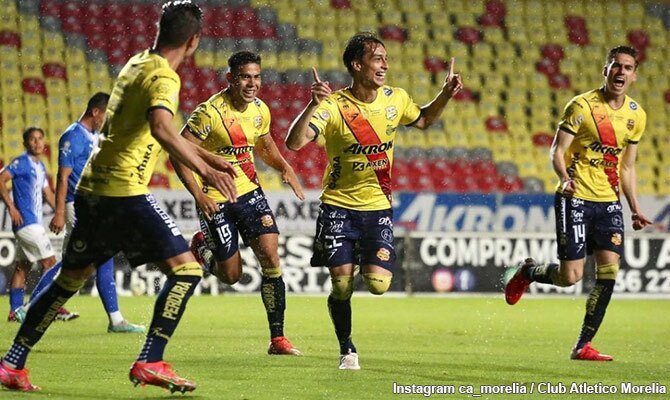Futbolistas del Morelia festejan un gol en partido del Clausura 2023 de la Liga de Expansion