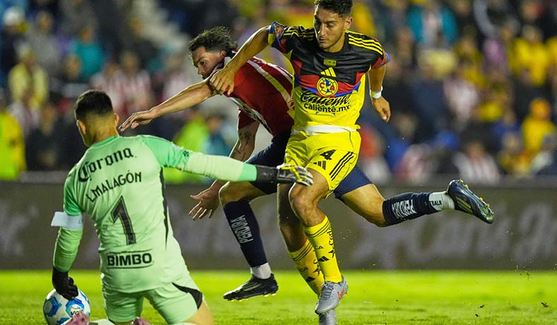 Chivas vs América: Cuotas para una edición pareja del Clásico Nacional