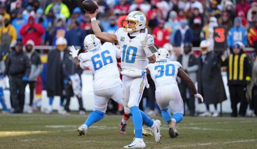 Apuestas de Houston Texans vs LA Chargers en un importante juego rumbo a playoffs