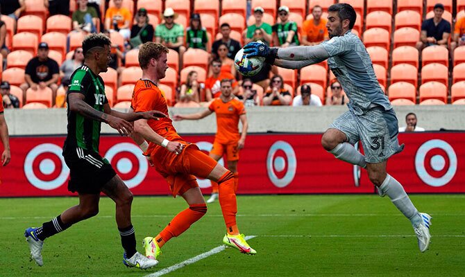Austin FC gano el ultimo partido contra Houston Dynamo como visitante