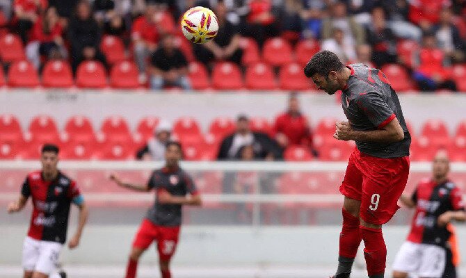 Emanuel Gigliotti de Independiente