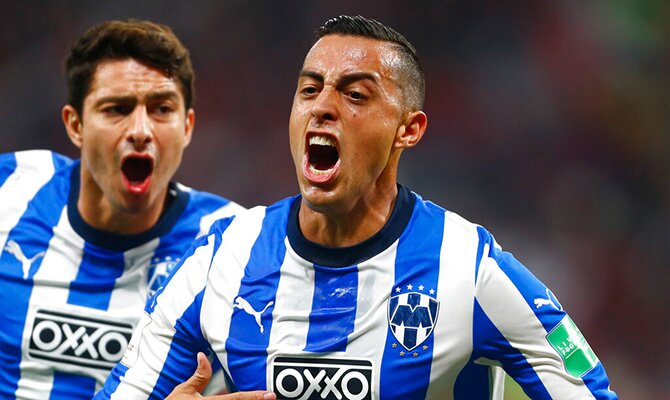 Rogelio Funes Mori celebra un gol en la imagen. Pronósticos Monterrey vs Tigres, de la Liga Mx.