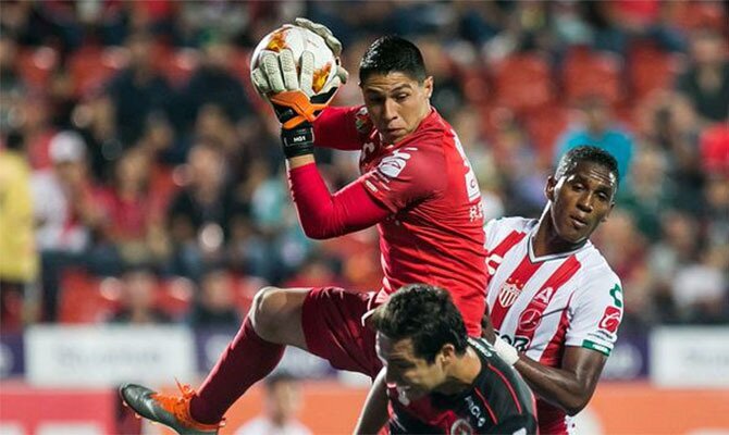 Hugo González del Necaxa