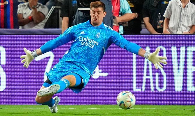 Thibaut Courtois en un partido de preparacion del Real Madrid