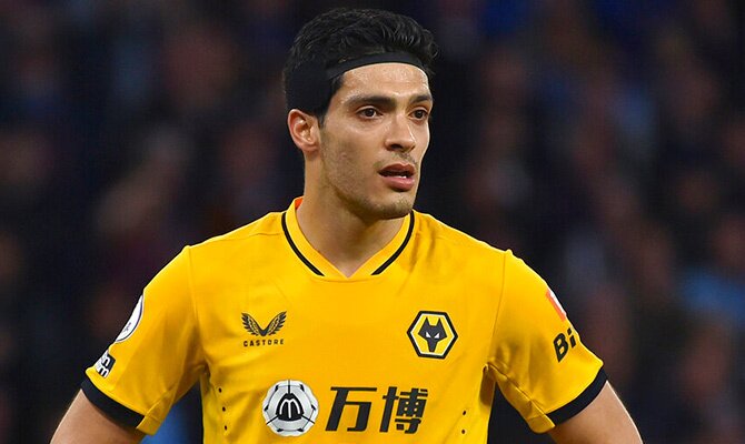 Raul Jimenez en partido de Wolverhampton en Inglaterra en 2022
