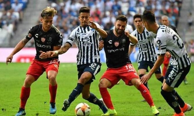 Los Rayos del Necaxa no tendrán a Brian Fernandez ante Rayados de Monterrey.