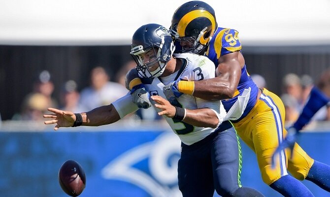 Los Halcones Marinos de Seattle reciben a los Carneros de Los Angeles